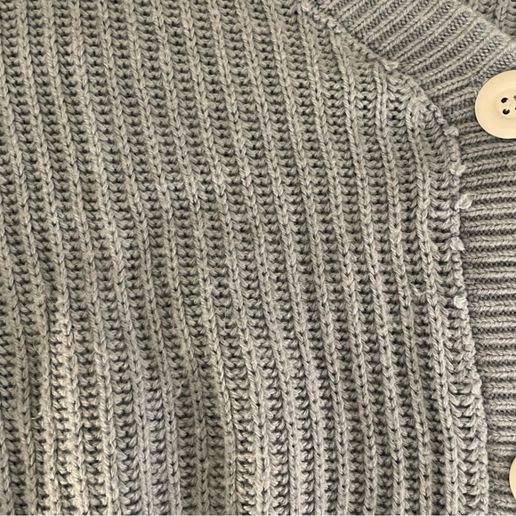 SHEIN Women’s Cropped Button Up Knit Cardigan - Picture 6 of 7